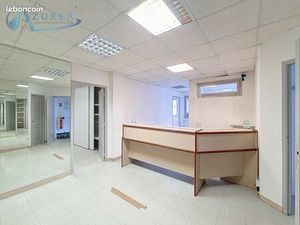 Bureaux 72 m²