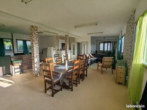 Vend maison avec jardin au centre de Cuiseaux