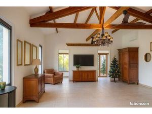 Maison atypique avec studio - Mougins quartier Pibonson