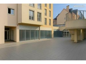 À vendre Local commercial/ bureaux 113m2 Laval proche centre ville