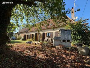 Belle périgourdine et ses dépendances -jardin