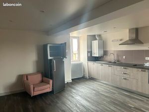 Appartement T3 dans Maison de Village