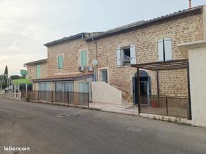 SORGUES - T2 32 m² - Clim - Parking