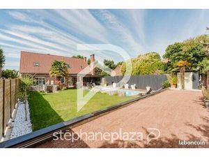 Maison 10 pièces 257 m²