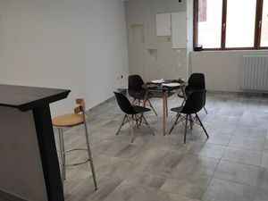 LOCATION 5 rue basse 89230 St BRIS