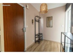 Chamalières  Appartement T2 de 49 m²  ascenseur  terrasse  cave  garage 137 500 euros FAI