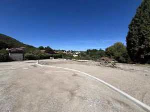 Terrain constructible viabilisé à vendre