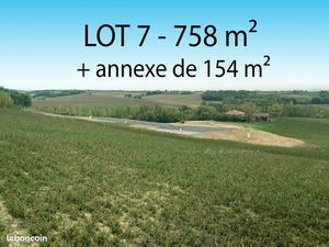 Terrain constructible de 758 m² + Annexe de 154 m² à l’Isle Jourdain 32600