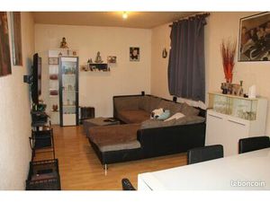 Appartement T5 de 155 m² A RAFRAICHIR avec 4 chambres et jardin privatif