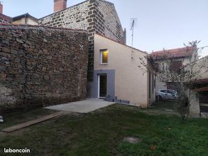 Maison 2 chambres avec terrain centre Langeac