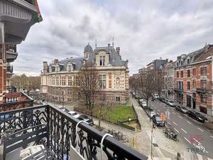 Appartement 1 chambre sur la Place communale de Saint-Gilles