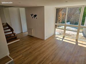 Auray - T2bis Duplex - Hyper centre