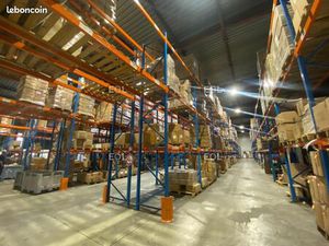 Local bureaux 2 800 m²