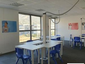Bureaux 241 m²