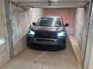 Grand Garage Box fermé 15m2 Sécurisé