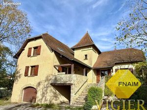 Maison 8 pièces 186 m²