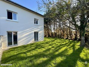 Maison rénovée 120 m² – 4 chambres – Centre de Bouloc – Jardin