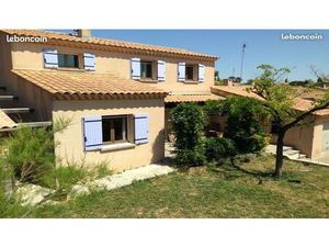 Maison 4 chambres au calme  R+1 avec garage et abri de jardin  proche hôpital Caremeau