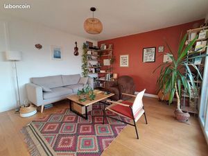 T3 de 60m2 Chambéry  calme et avec vue dégagée traversant est ouest