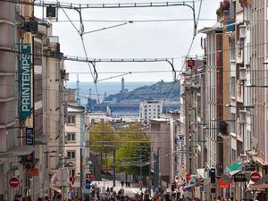 Murs Commerciaux + Locataire en place