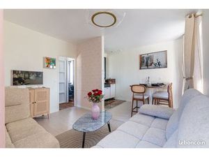 Maison 2 pièces meublées + local professionnel proche Meaux