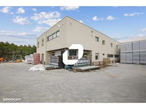 Local d'activité 1 002 m²