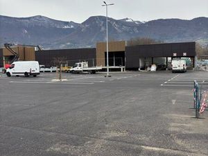 Local commercial 650m2