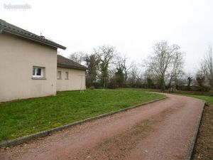 Villa plain pied 30mn de Roanne