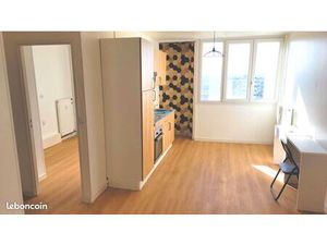 T2 lumineux au pied du métro – Résidence sécurisée avec gardien