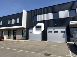 Local d'activité 283 m²