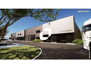 Local d'activité 220 m²