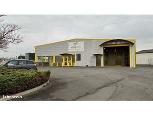 Local commercial/ artisanal ZAC Soual