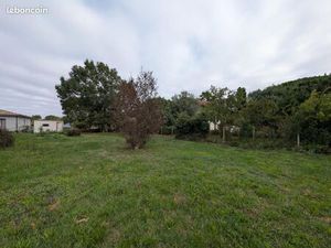 Terrain 520 m² La Salvetat Saint Gilles
