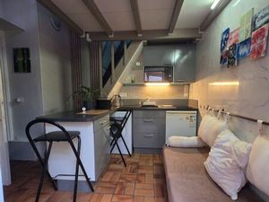 Studio Meublé Sécurisé + Parking privé Prêt à vivre