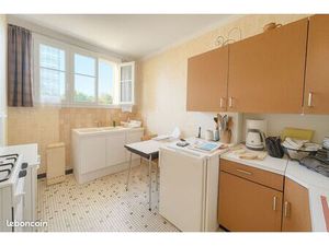 Canclaux – T3 lumineux de 63m² – À rénover