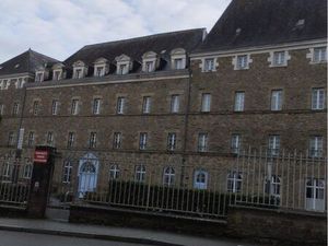 À vendre studio plein centre ville