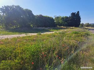 Terrain 630 m² Bollène