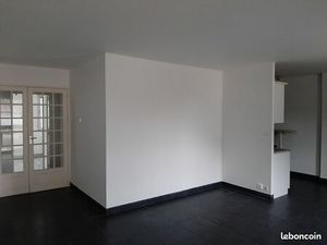 Nouveau - HYPERCENTRE - Confortable appartement T4 situé dans une Résidence de Standing sé