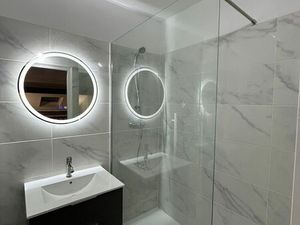 Duplex meublé 40 m² + balcon + parking – 5 min RER B