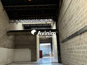 Local 200 m² Noisy-le-Sec