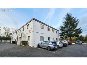 Bureaux 124 m²