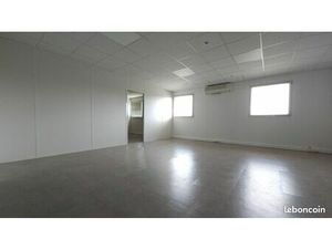 Bureaux 71 m²