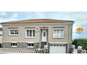 Vente maison 4 pièces 115 m² Saint-Pardoux-Soutiers (79310)