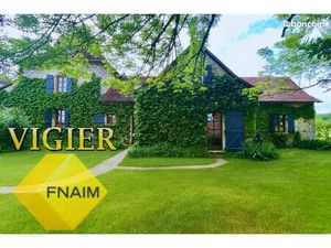 Maison 8 pièces 210 m²