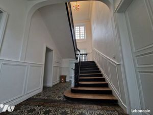 Maison 7 pièces 222 m²