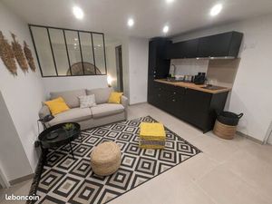 Studio à louer janvier à juin