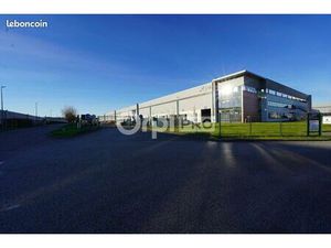 Local d'activité 24 526 m²