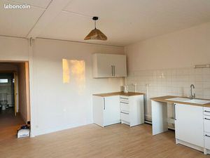 Maison 3 chambres  jardin