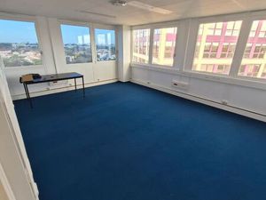 Location bureau 192m2
