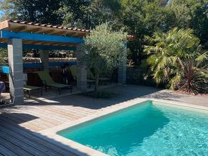 Magnifique villa  de plein pied de 160m² Garage de 48 m²